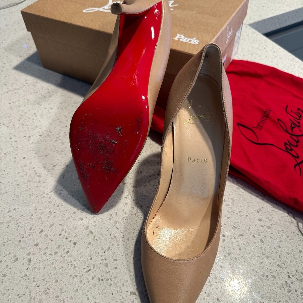 Christian Louboutin Apostrophy Pump/Heel Size 38.5
